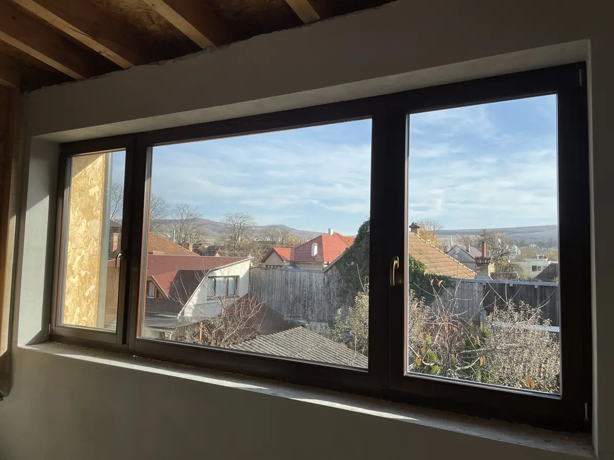 Háromszárnyú Fa Panorámaablak
